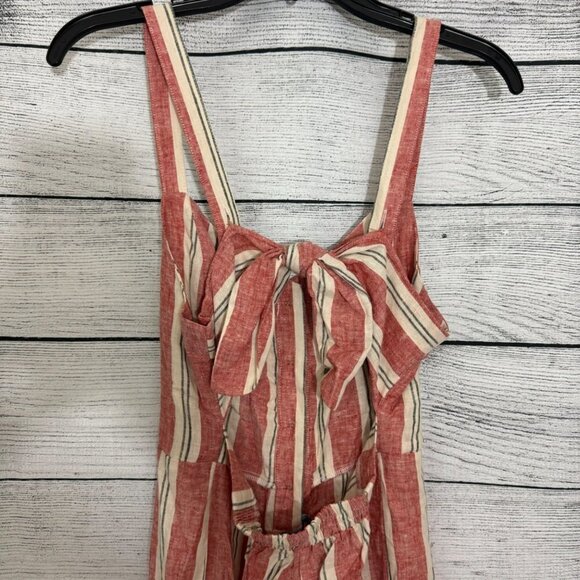 Romeo & Juliet Couture Jumpsuit - Picture 3 of 4